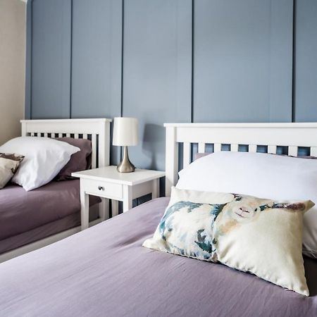 Laurel Cottage Burton  Екстер'єр фото